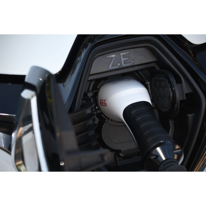 Aeg Cable de carga 16A 5m Trifásico 480V AC para vehículos eléctricos e híbridos enchufables