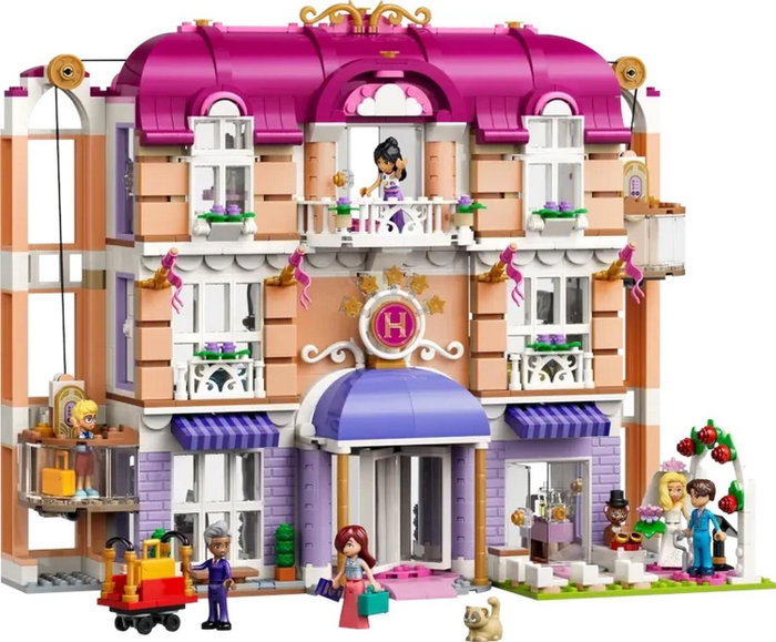 LEGO Friends 42704 Grand Hotel w mieście Heartlake