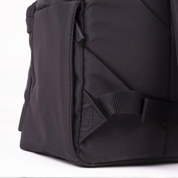 Milan Mochila Shadow Negra 22L