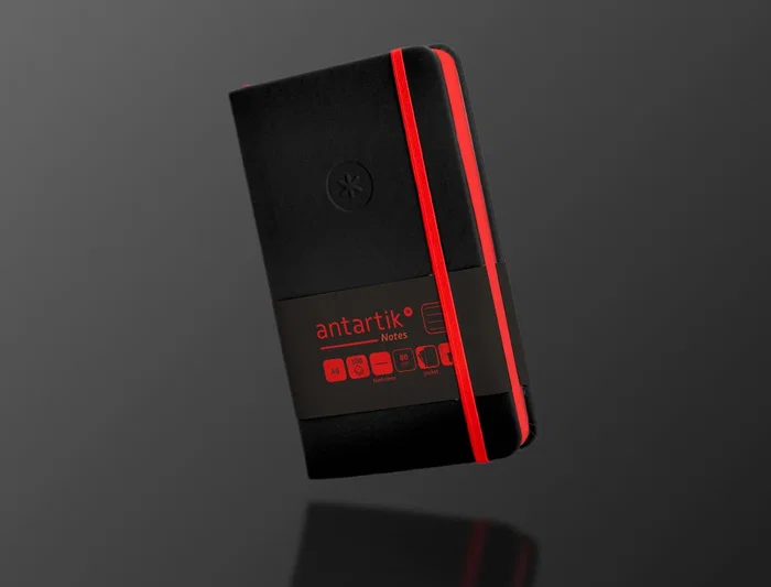 Antartik Cuaderno Tapa Dura A6 Hojas Rayas Negro y Rojo 100 Hojas 80 gr FSC