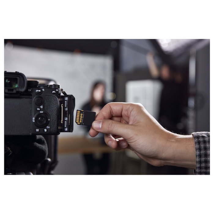 Kingston XC React+ 280R/150W Tarjeta SDXC 256GB UHS-II Velocidad Lectura 280MB/s Escritura 150MB/s V60 U3 Clase 10