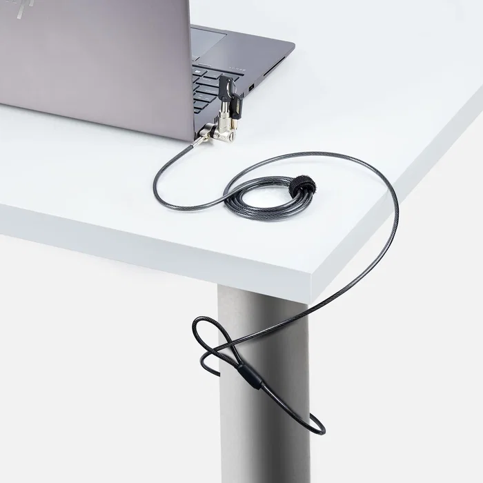 StarTech.com Cable Antirrobo UNIVK-LAPTOP-LOCK para Portátil - Candado 3 en 1 Compatible con Noble Wedge/K-Slot/Nano, Cable de Acero 2m, Resistencia 98kg, Color Negro/Plata