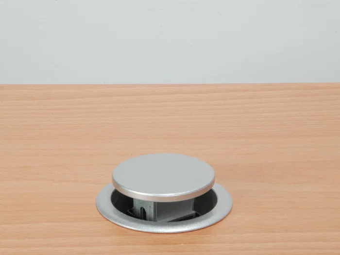 Equip 333304 Regleta de mesa pop-up con interruptor - 3 tomas AC Tipo F + 2 puertos USB, aluminio, 3500W, cable 1.8m, vertical Equip 333304 Regleta de mesa pop-up con interruptor - 3 tomas AC Tipo F + 2 puertos USB, aluminio, 3500W, cable 1.8m, vertical