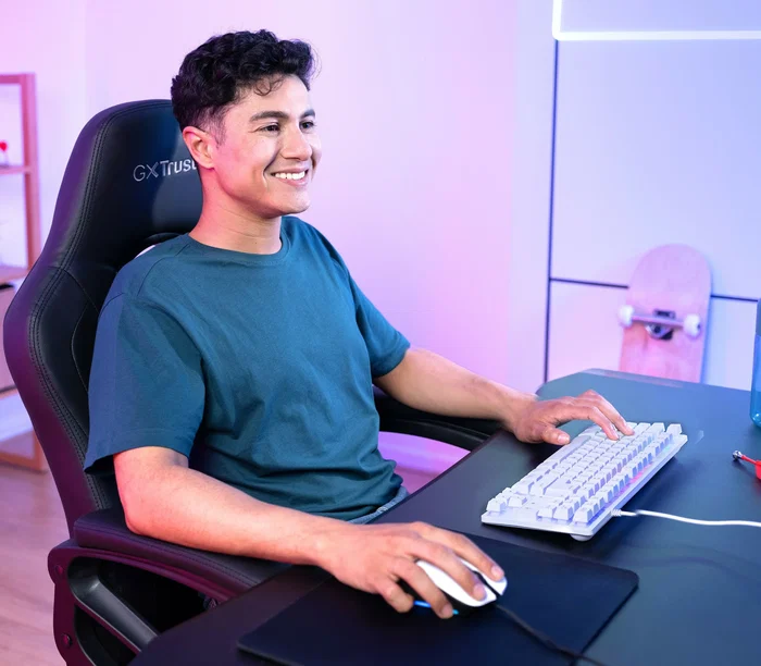 Trust GXT 833W Thado Teclado Gaming TKL Tenkeyless 87 Teclas USB Retroiluminación LED RGB Multicolor Blanco QWERTY Español