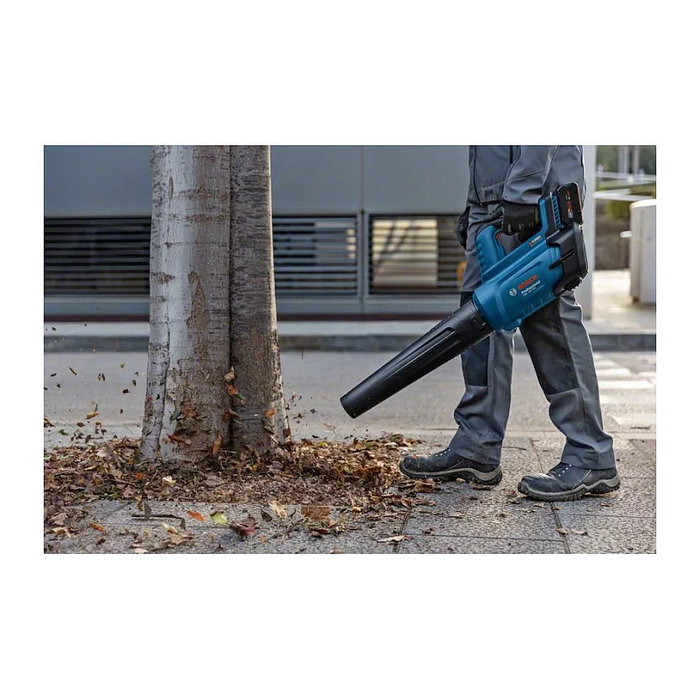 Bosch GBL 18V-750 Soplador de Hojas a Batería 18V, 2.8 kg, Velocidad del Aire 198 km/h, Profesional