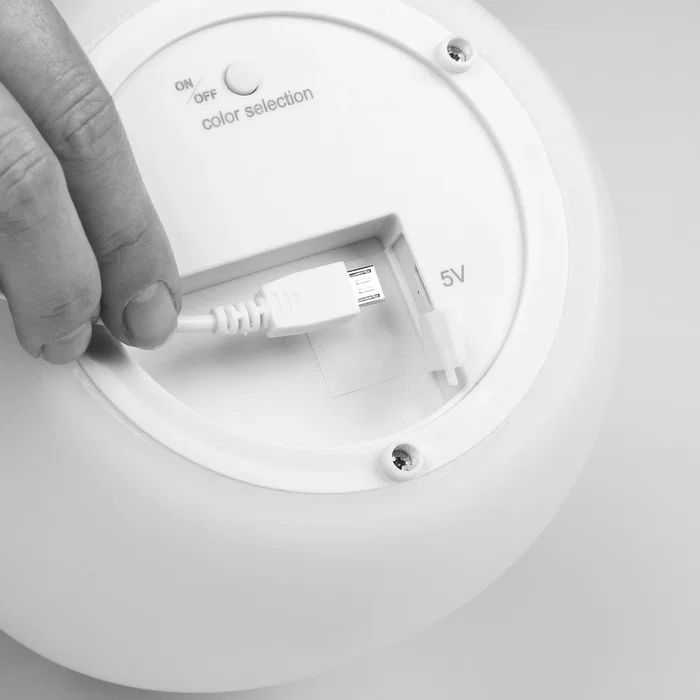 Smartwares Lámpara de Mesa LED OOO-50002, 8 Colores, Recargable, IP44, para Interior y Exterior, 1W, Blanco