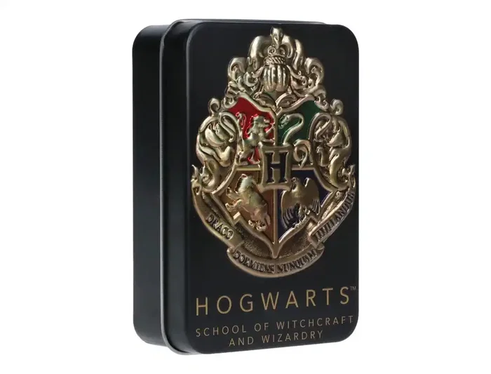 Wondee Barajas de Cartas Harry Potter Poker de Hogwarts con 54 Cartas Inspiradas en las 4 Casas Gryffindor, Hufflepuff, Ravenclaw, Slytherin en Lata Metálica Wondee Barajas de Cartas Harry Potter Poker de Hogwarts con 54 Cartas Inspiradas en las 4 Casas Gryffindor, Hufflepuff, Ravenclaw, Slytherin en Lata Metálica