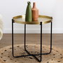 Home Deco Factory Mesa Auxiliar Mirage Metal Hierro Bandeja Dorada Martillada Patas Negras Plegable Diámetro 50 cm Alto 45 cm