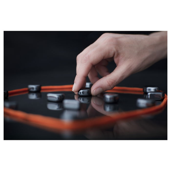 Pegasus Spiele Juego de Mesa Pegasus Kluster (130011353) - 1 a 4 Jugadores, 10 min, A Partir de 14 Años, con Imanes, Multilingüe