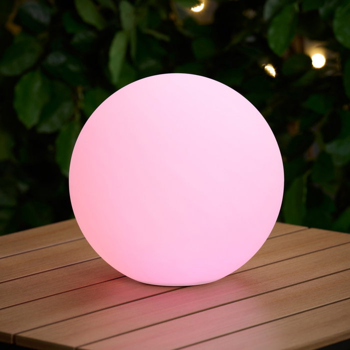 Outfit Lámpara Solar Esférica de Exterior, Diámetro 18 cm, Panel Policristalino, LED Blanco Cálido y RGB, Batería Recargable