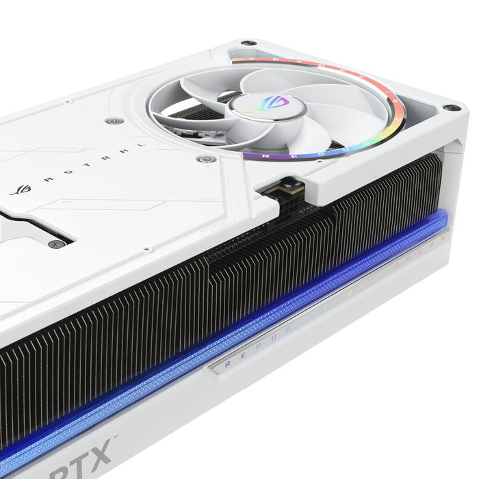 ASUS ROG Astral GeForce RTX 5090 32 GB GDDR7 Blanca ASUS ROG Astral GeForce RTX 5090 32 GB GDDR7 Blanca