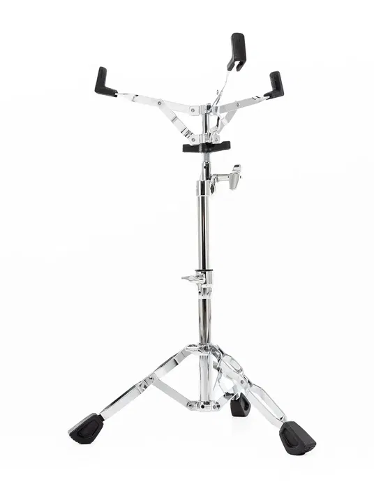Pearl Pack De Herrajes Serie 834 Incluye: Pedal Bombo P-930, Soporte Caja S-830, Soporte Hi Hat H-830, Dos Soportes Plato BC.830