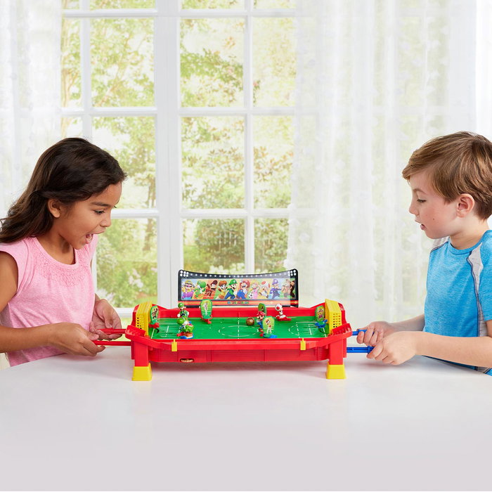 Epoch Super Mario Football Striker 7508 Juego de Fútbol de Mesa Realista con Barras de Control