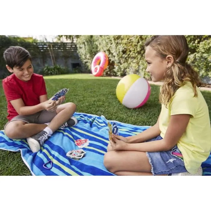 Mattel Juego UNO H2O To Go Baraja de Cartas Resistente al Agua