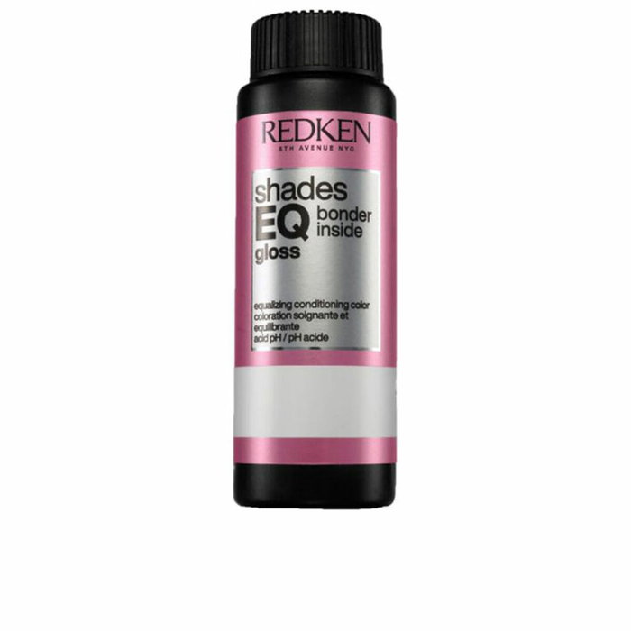 Redken Shades Eq Gloss 07Gro Color Bonder Inside Redken Shades Eq Gloss 07Gro Color Bonder Inside