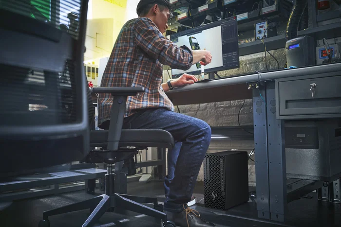 HP Z1 Tower G1i Workstation - Intel Core Ultra 7 265 - 32 GB RAM DDR5 - 1 TB SSD - NVIDIA GeForce RTX 5060 8 GB - Windows 11 Pro - Torre AI PC - Wolf Pro Security