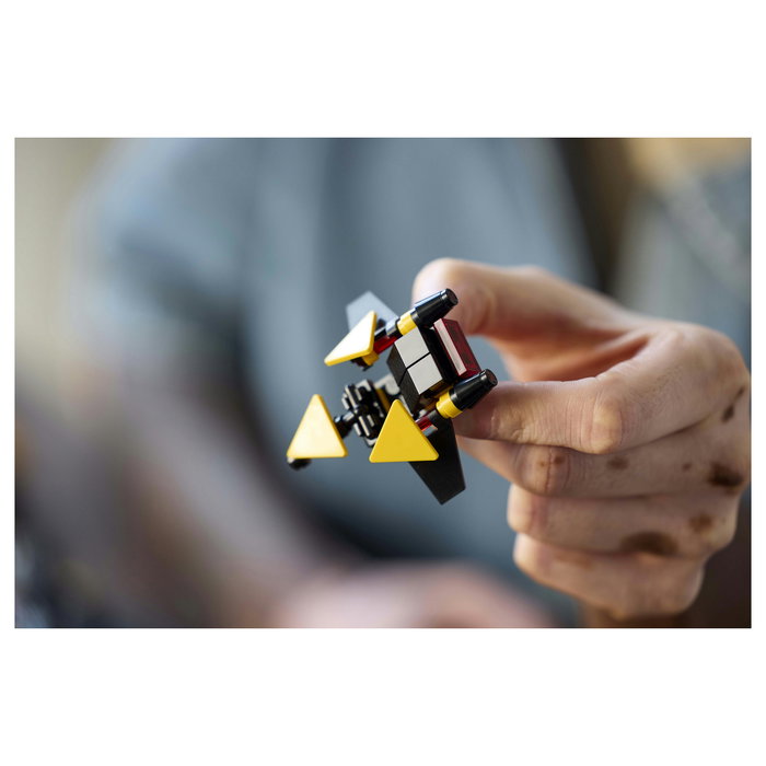 LEGO Icons 10355 Blacktron Renegade - Juego de Construcción de 1151 Piezas, 18+ Años, Modelo Coleccionable