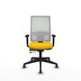 Silla de oficina Horna con mecanismo Sincro/Traslack tapizada con Tela color Amarillo y malla color Blanco. Equipada con lumbar 1D, Brazos 1D y Ruedas 65 mm parqué