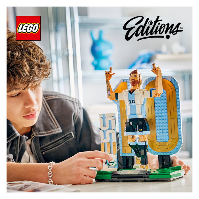 LEGO Editions Lionel Messi: Leyenda del Fútbol 43015