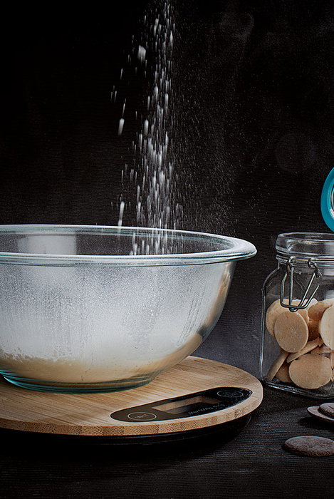 Inde Báscula de Cocina Digital Redonda de Bambú 5 Kg. Dimensiones: 20.8 cm (Largo) x 20.7 cm (Alto) x 4.1 cm (Ancho) (12 Unidades)