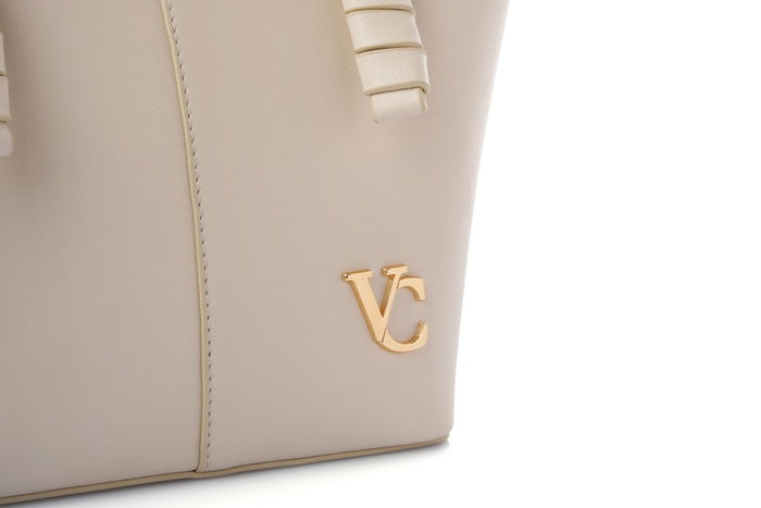 Vince Camuto Bolsa de Hombro Color Crema de Cuero de Polivinilo L:30cm A:14cm Al:23cm