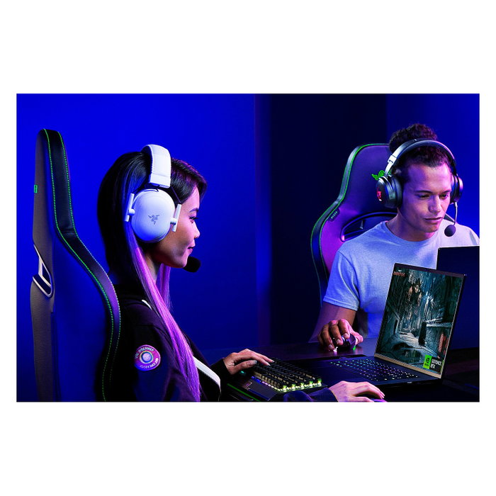 Razer BlackShark V2 Pro 2023 Auriculares Gaming Inalámbricos Blanco (Bluetooth, 2.4 GHz, 70h Batería, Micrófono Boom) Razer BlackShark V2 Pro 2023 Auriculares Gaming Inalámbricos Blanco (Bluetooth, 2.4 GHz, 70h Batería, Micrófono Boom)
