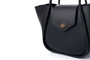 Lucky Bees Greta - Bolso de Hombro Negro en Cuero de Polivinilo