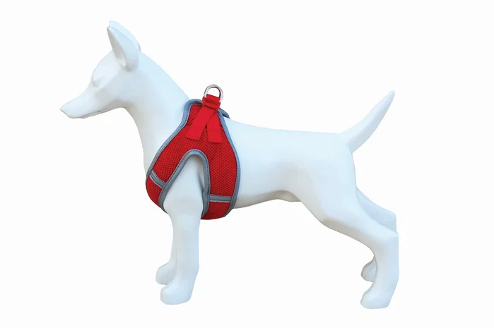 Freedog Arnés Soft Rojo Talla M para Perro, Ajustable de 40-45 cm Freedog Arnés Soft Rojo Talla M para Perro, Ajustable de 40-45 cm