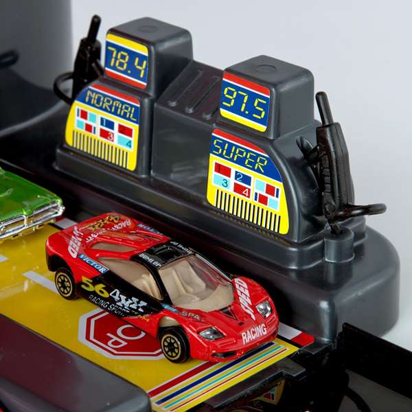 Molto Parking 4 plantas con pistas y 2 coches de metal