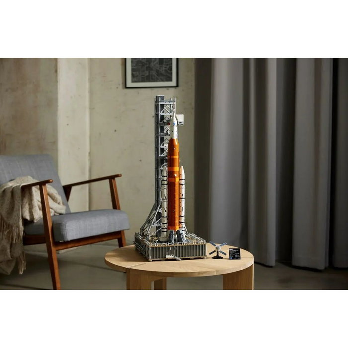 LEGO Icons Sistema de Lanzamiento Espacial Artemis de la NASA 10341 LEGO Icons Sistema de Lanzamiento Espacial Artemis de la NASA 10341