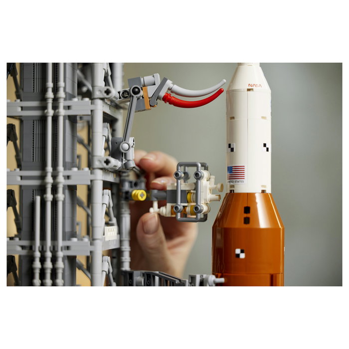 LEGO Icons 10341 NASA Artemis Sistema de Lanzamiento Espacial Juego de Construcción 3601 Piezas para Adultos