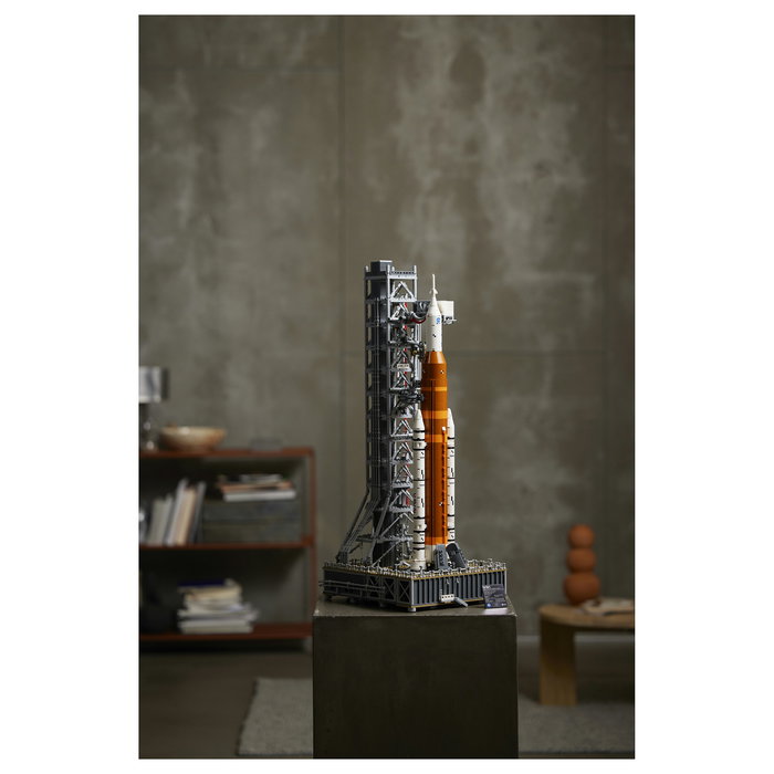 LEGO Icons 10341 NASA Artemis Sistema de Lanzamiento Espacial Juego de Construcción 3601 Piezas para Adultos