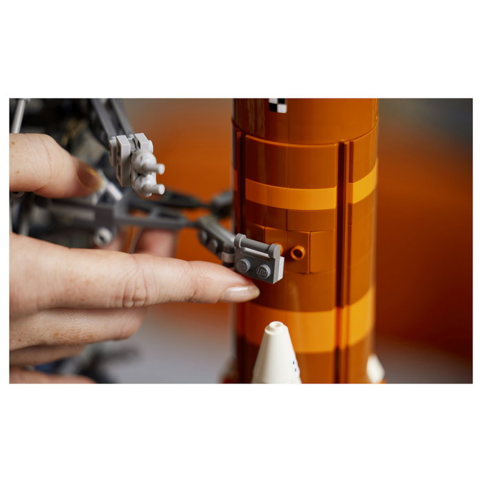 LEGO Icons 10341 NASA Artemis Sistema de Lanzamiento Espacial Juego de Construcción 3601 Piezas para Adultos