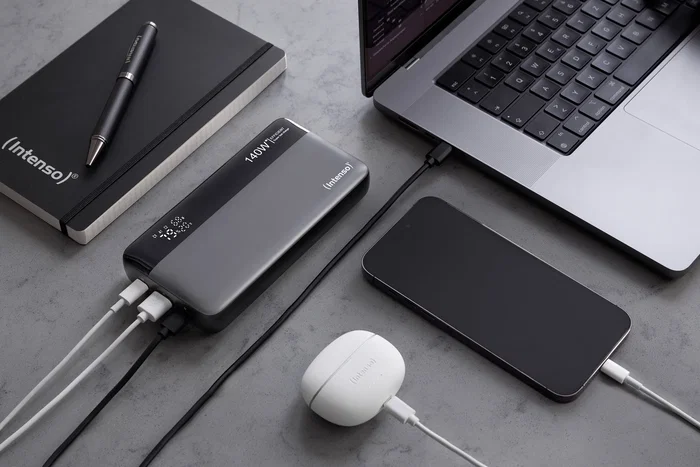Intenso 7350060 Powerbank HE25000 25000 mAh Gris/Negro, PD 3.1 140W, Quick Charge 3.0, Indicación Digital, Carga Rápida Intenso 7350060 Powerbank HE25000 25000 mAh Gris/Negro, PD 3.1 140W, Quick Charge 3.0, Indicación Digital, Carga Rápida