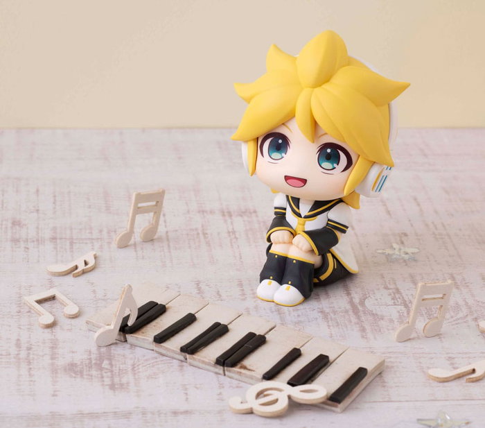 Megahouse Kagamine Len Estatua PVC Look Up