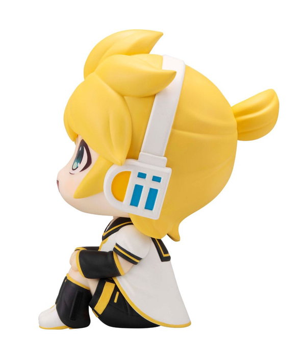 Megahouse Kagamine Len Estatua PVC Look Up