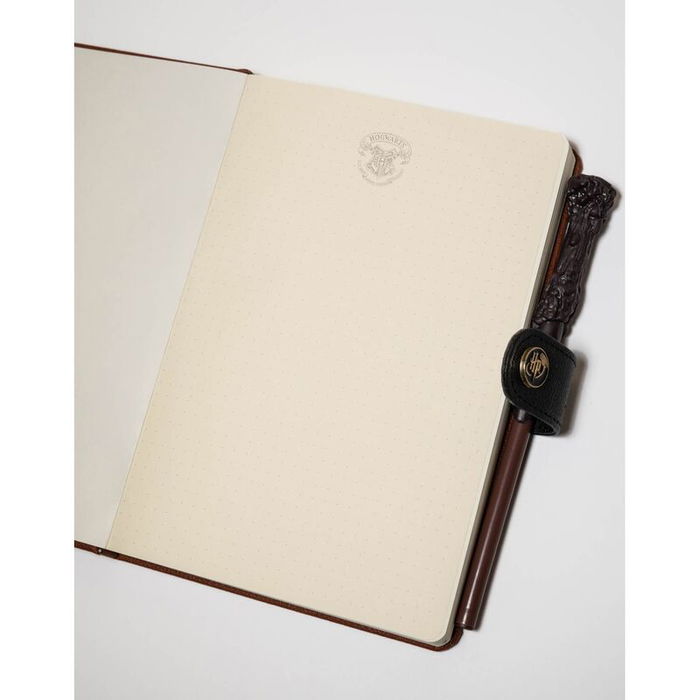 ERIK Cuaderno A5 premium + bolígrafo varita Hogwarts Harry Potter