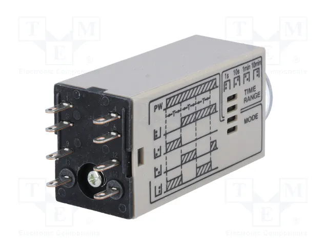 OMRON H3YN Relé de tiempo DPDT 250VAC/5A 200-230VAC