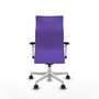 Sillón Albacete con mecanismo Sincro tapizada con Tela color Lila. Equipado con Base poliamida blanca, Brazos 1D y Ruedas 65mm nailon