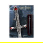 The Noble Collection Réplica de Espada Godric Gryffindor Harry Potter Mango Detallado Cristal Exhibición Madera 34 Pulgadas