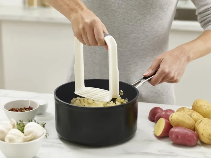 Joseph Joseph Easy-Mash Potato Masher Blanco Joseph Joseph Easy-Mash Potato Masher Blanco