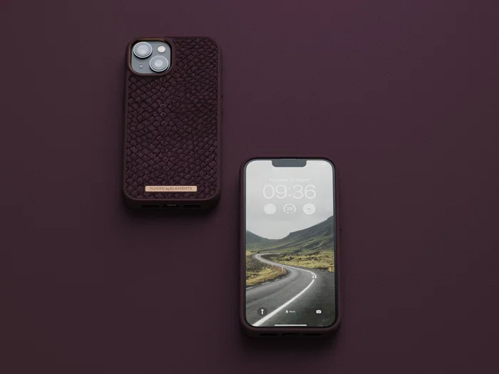 byELEMENTS Funda Njord para iPhone 14 con MagSafe - Piel de Salmón Reciclada, Color Rojo Rust, Protección MIL-STD-810H para pantalla de 15.5 cm (6.1")