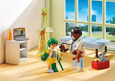 Playmobil Action Pediatra con osito de peluche. Playmobil Action Pediatra con osito de peluche.