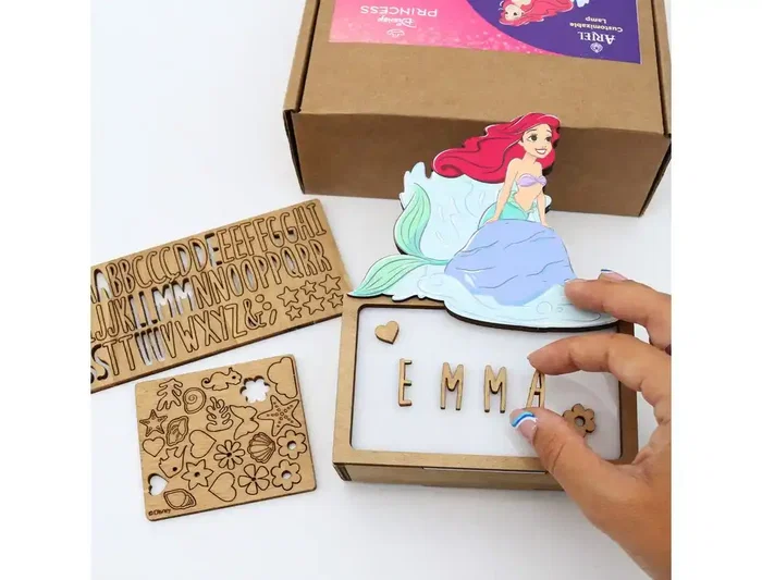 Wondee Lámpara de Madera Ariel Personalizable, Luz LED con Batería, Flujo Luminoso 60 Lúmenes