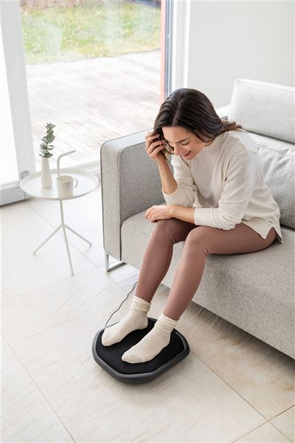 Beurer FM-70 Aparato de Masaje Shiatsu para Pies y Espalda con Función de Calor