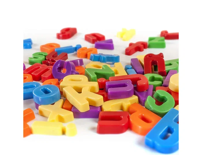 Miniland Bote de Letras Minúsculas Magnéticas de 154 Piezas de 32 mm
