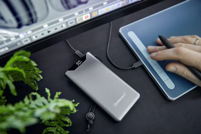 Intenso F10000 Power Bank Banco de Potencia Externo 10000 mAh con Quick Charge 3.0 y Power Delivery 20W, Color Gris, Ref. 7332034