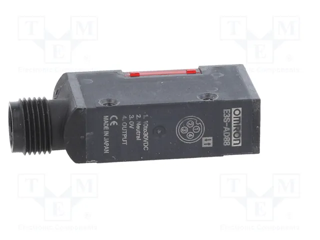 OMRON E3S-AD88 Sensor fotoeléctrico PNP 100mm
