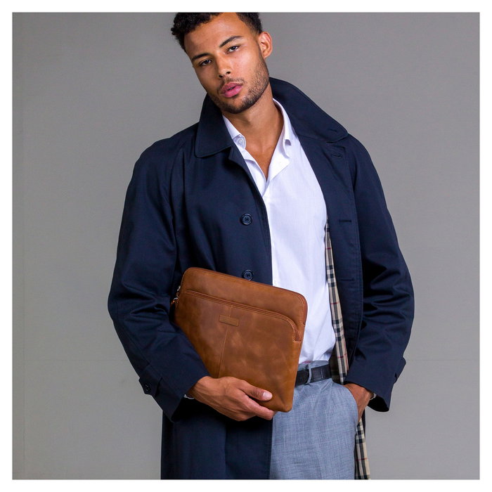 dbramante1928 SKAGEN PRO+ MB PRO20/AIR20 Funda para MacBook Pro/Air 13 Pulgadas, Cuero de Grano Entero, Color Bronceado