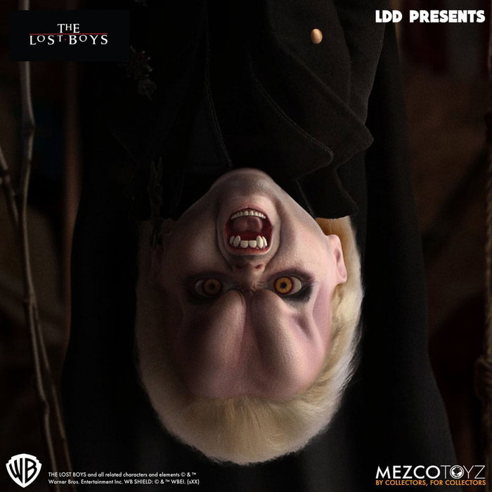 Mezco Toyz Figura David de The Lost Boys Living Dead Dolls 25 cm